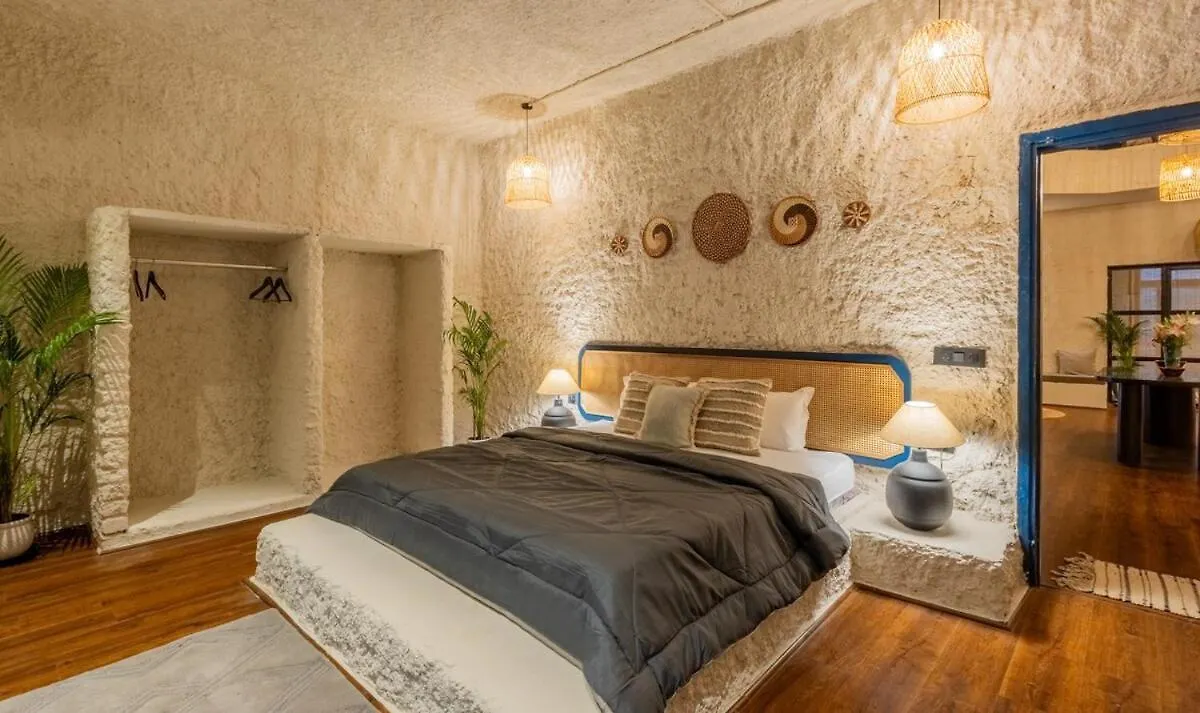 5Bhk Vilasa Villa With Pvt Pool, Pool Table Gurgaon